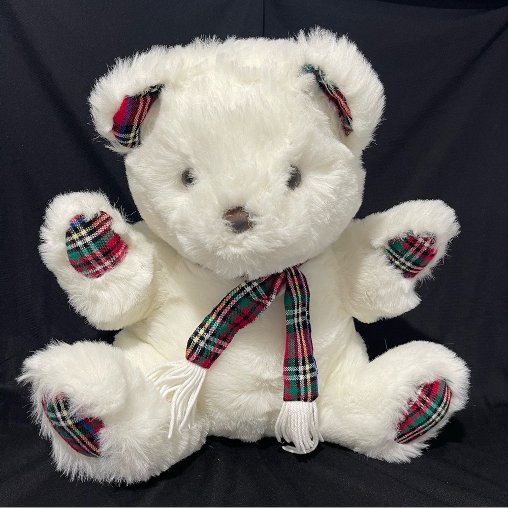 Prettique Designs Huggable Bear Plush Stuff Animal Toys